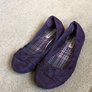Purple American eagle flats